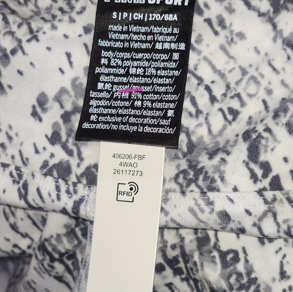 Leggings by Victoria Secret - Picture 6 of 6